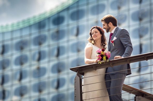 Hochzeitsfotos Hochzeitsportraits an der Elbphilharmonie in Hamburg, by Hochzeitsfotograf Hamburg
